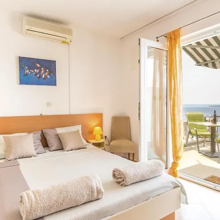 Apartment Lovely In With House Sea View Brela